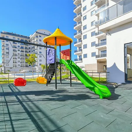 アパート Faralya Cozy With Sea View In Quiet Payallar, Shuttle And Full Facilities アランヤ